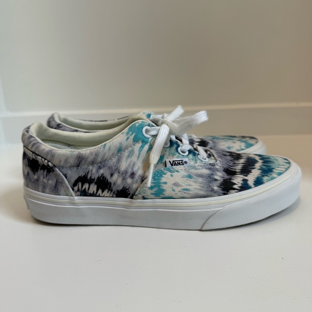 Vans Off The Wall Tie-dye Sneakers Women’s 7
